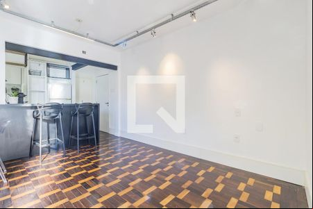 Sala/Quarto de kitnet/studio à venda com 1 quarto, 25m² em Floresta, Porto Alegre