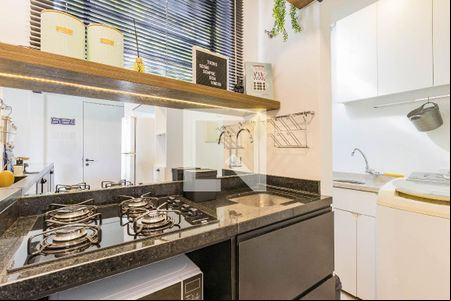 Cozinha de kitnet/studio à venda com 1 quarto, 25m² em Floresta, Porto Alegre