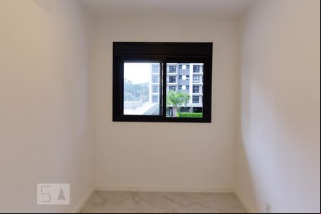 Quarto  de apartamento para alugar com 2 quartos, 58m² em Azenha, Porto Alegre