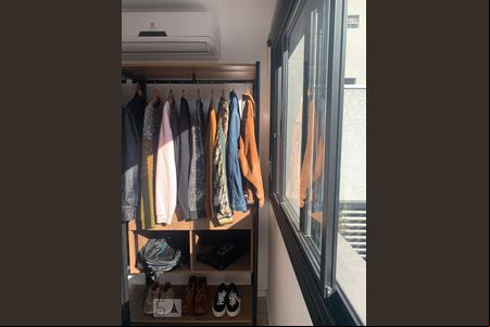 Kitnet/Studio à venda com 1 quarto, 28m² em Auxiliadora, Porto Alegre
