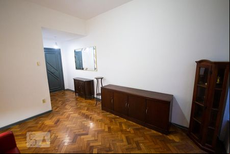 Sala de apartamento para alugar com 2 quartos, 90m² em Icaraí, Niterói