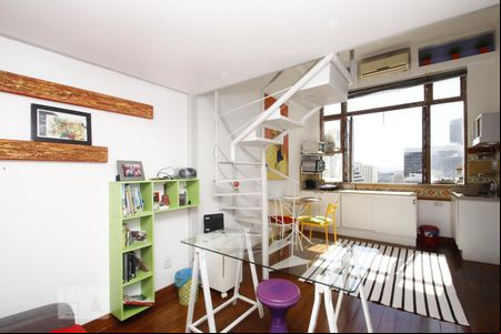 Sala de kitnet/studio à venda com 1 quarto, 30m² em Centro, Rio de Janeiro