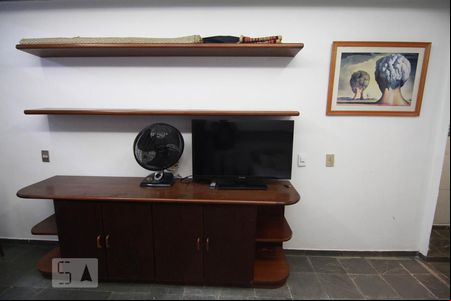Sala  de apartamento à venda com 1 quarto, 30m² em Laranjeiras, Rio de Janeiro