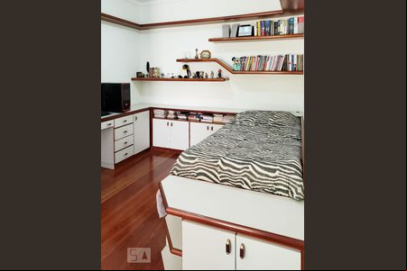 Quarto de casa à venda com 4 quartos, 257m² em Santa Terezinha, São Bernardo do Campo