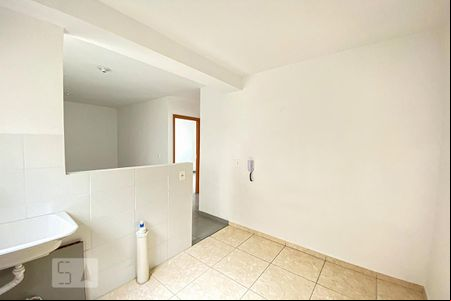 Cozinha e Área de Serviço de apartamento à venda com 2 quartos, 42m² em Santo André, São Leopoldo