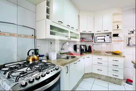 Cozinha e Área de Serviço de apartamento à venda com 2 quartos, 66m² em Vila Galvão, Guarulhos