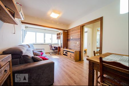 Sala  de apartamento para alugar com 1 quarto, 50m² em Bom Jesus, Porto Alegre