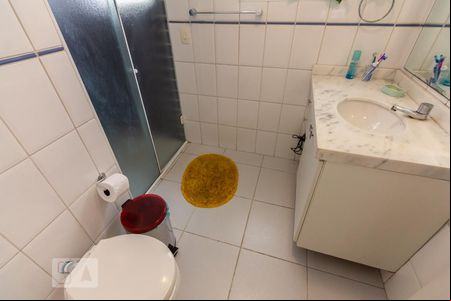 Banheiro de apartamento para alugar com 1 quarto, 51m² em Perdizes, São Paulo