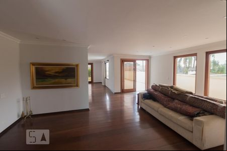 Sala de casa para alugar com 4 quartos, 1000m² em City América, São Paulo