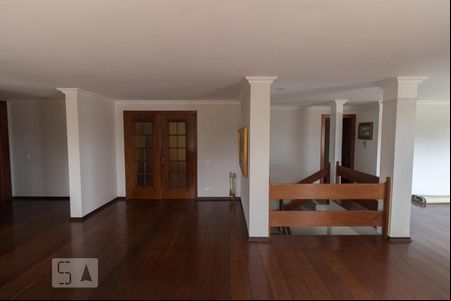 Sala de casa para alugar com 4 quartos, 1000m² em City América, São Paulo