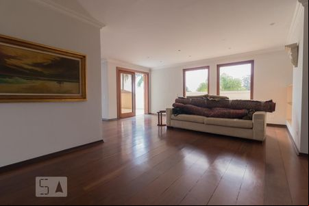 Sala de casa para alugar com 4 quartos, 1000m² em City América, São Paulo