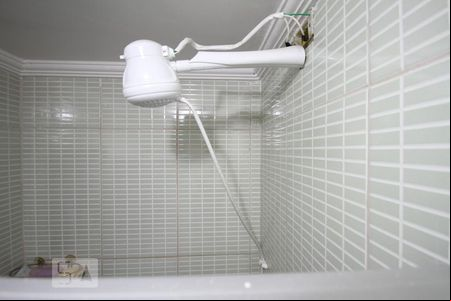 Banheiro de apartamento à venda com 2 quartos, 59m² em Liberdade, São Paulo
