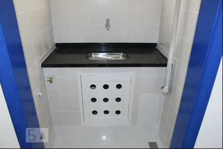 Cozinha de kitnet/studio à venda com 1 quarto, 45m² em Catete, Rio de Janeiro