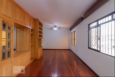 Sala  de casa para alugar com 3 quartos, 210m² em Bosque da Saúde, São Paulo