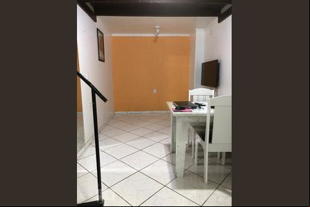 Sala de kitnet/studio à venda com 1 quarto, 29m² em Partenon, Porto Alegre