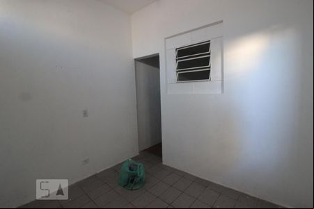 Quarto 1 de casa para alugar com 1 quarto, 50m² em Vila Pereira Barreto, São Paulo