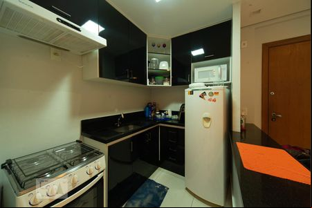 Cozinha de kitnet/studio para alugar com 1 quarto, 37m² em Setor Sudoeste, Brasília