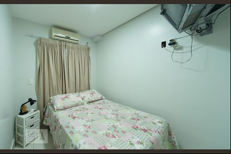 Quarto de kitnet/studio para alugar com 1 quarto, 37m² em Setor Sudoeste, Brasília