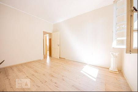 Quarto 2 de casa para alugar com 5 quartos, 250m² em São João, Porto Alegre
