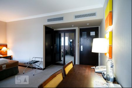 Studio de kitnet/studio para alugar com 1 quarto, 30m² em Chácara Santo Antônio (zona Sul), São Paulo