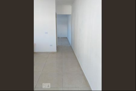 Quarto de casa para alugar com 1 quarto, 50m² em Jardim Verônia, São Paulo