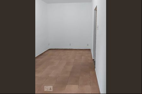 Sala de casa para alugar com 2 quartos, 55m² em Penha, Rio de Janeiro