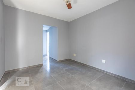 Sala de apartamento à venda com 2 quartos, 52m² em Farroupilha, Porto Alegre