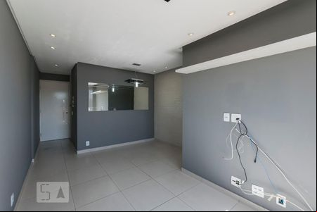 Sala de apartamento à venda com 3 quartos, 58m² em Jardim Santa Emília, São Paulo