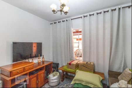 Sala de casa para alugar com 3 quartos, 80m² em Conjunto Residencial Novo Pacaembu, São Paulo