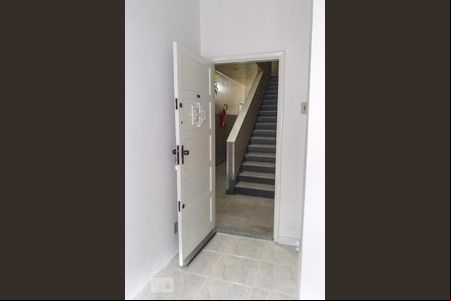 Entrada de apartamento à venda com 3 quartos, 72m² em Del Castilho, Rio de Janeiro