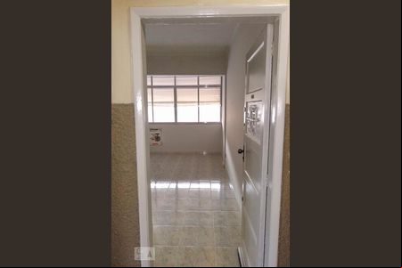 Sala de apartamento à venda com 3 quartos, 72m² em Del Castilho, Rio de Janeiro