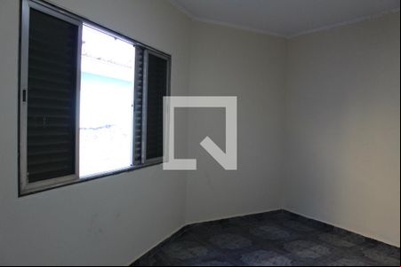 Quarto 1 de casa à venda com 3 quartos, 250m² em Jardim Ivone, São Paulo