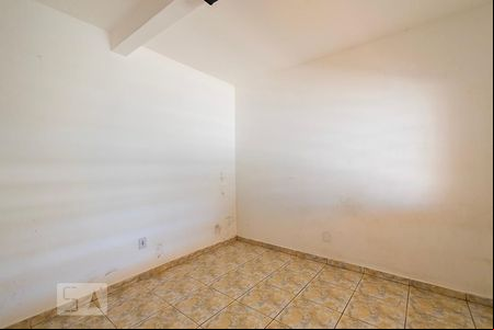 Quarto 01 de casa para alugar com 2 quartos, 70m² em Samambaia Sul (samambaia), Brasília