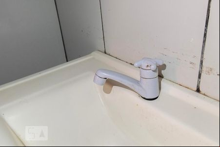 Pia do Banheiro de casa para alugar com 2 quartos, 70m² em Samambaia Sul (samambaia), Brasília