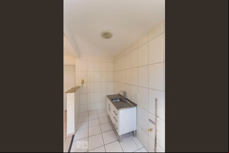 Cozinha de apartamento à venda com 2 quartos, 47m² em Jardim Santa Lúcia, Campinas