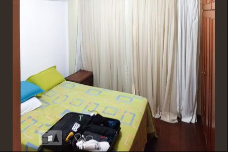 Quarto de apartamento para alugar com 3 quartos, 110m² em Setor Oeste, Goiânia