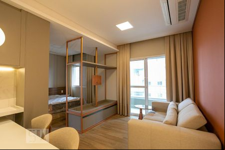 Sala de kitnet/studio para alugar com 1 quarto, 50m² em Rudge Ramos, São Bernardo do Campo
