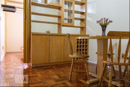 Sala de kitnet/studio para alugar com 1 quarto, 33m² em o da Areia, Porto Alegre