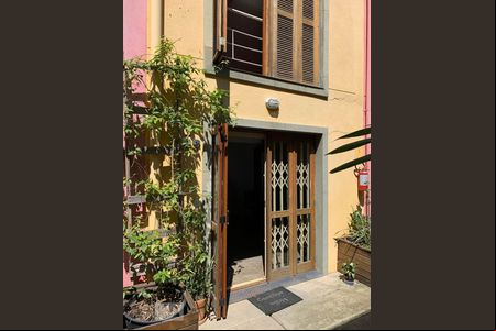 Fachada de kitnet/studio à venda com 2 quartos, 60m² em Jardim do Salso, Porto Alegre