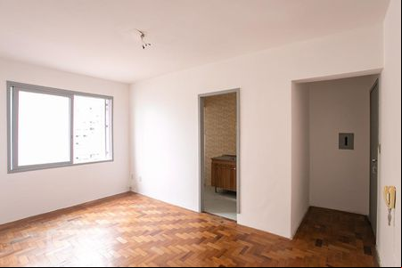 Sala de apartamento para alugar com 1 quarto, 42m² em Centro Histórico, Porto Alegre