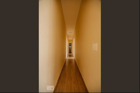 Corredor de apartamento à venda com 2 quartos, 75m² em Icaraí, Niterói