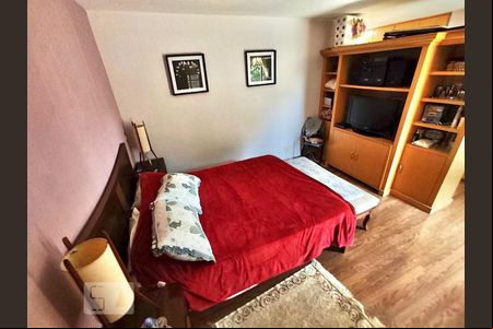 Quarto de casa de condomínio para alugar com 3 quartos, 310m² em Vila São Silvestre, São Paulo