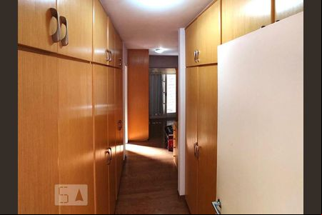 Quarto de casa de condomínio para alugar com 3 quartos, 310m² em Vila São Silvestre, São Paulo