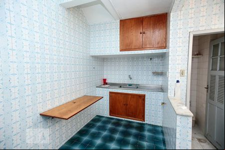 Cozinha de casa de condomínio para alugar com 2 quartos, 75m² em Todos Os Santos, Rio de Janeiro
