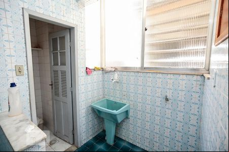 Área de Serviço de casa de condomínio para alugar com 2 quartos, 75m² em Todos Os Santos, Rio de Janeiro