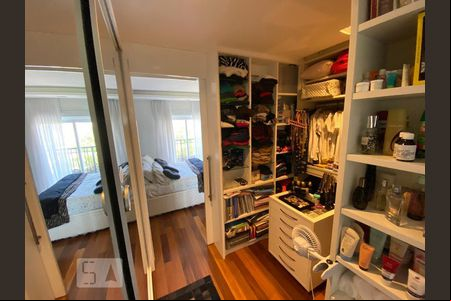 Apartamento à venda com 4 quartos, 250m² em Vila Maria Alta, São Paulo