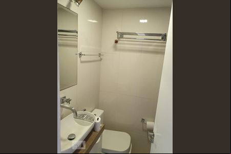 Banheiro 1 de apartamento para alugar com 3 quartos, 73m² em Botafogo, Rio de Janeiro
