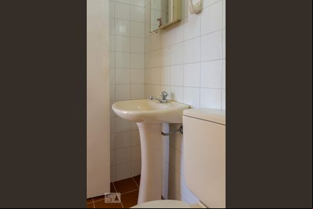 Banheiro Social de apartamento à venda com 1 quarto, 57m² em Rudge Ramos, São Bernardo do Campo