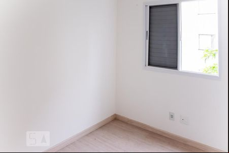 Quarto 1 de apartamento para alugar com 2 quartos, 48m² em Jardim Sao Francisco (zona Leste), São Paulo