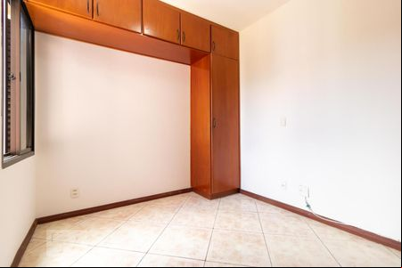 Quarto de apartamento para alugar com 2 quartos, 84m² em Mansões Santo Antônio, Campinas